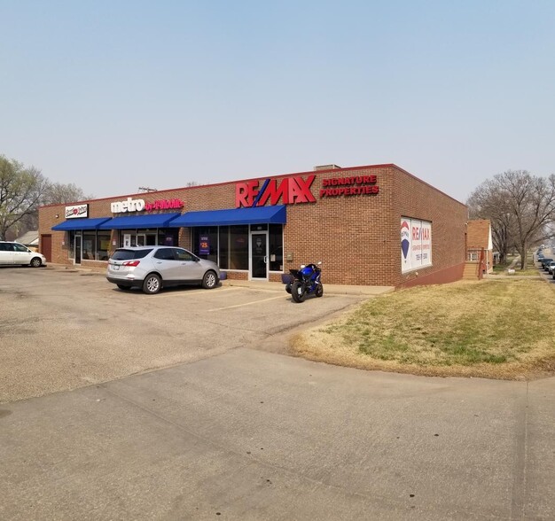 135 S Washington St, Junction City, KS for lease - Building Photo - Image 1 of 17