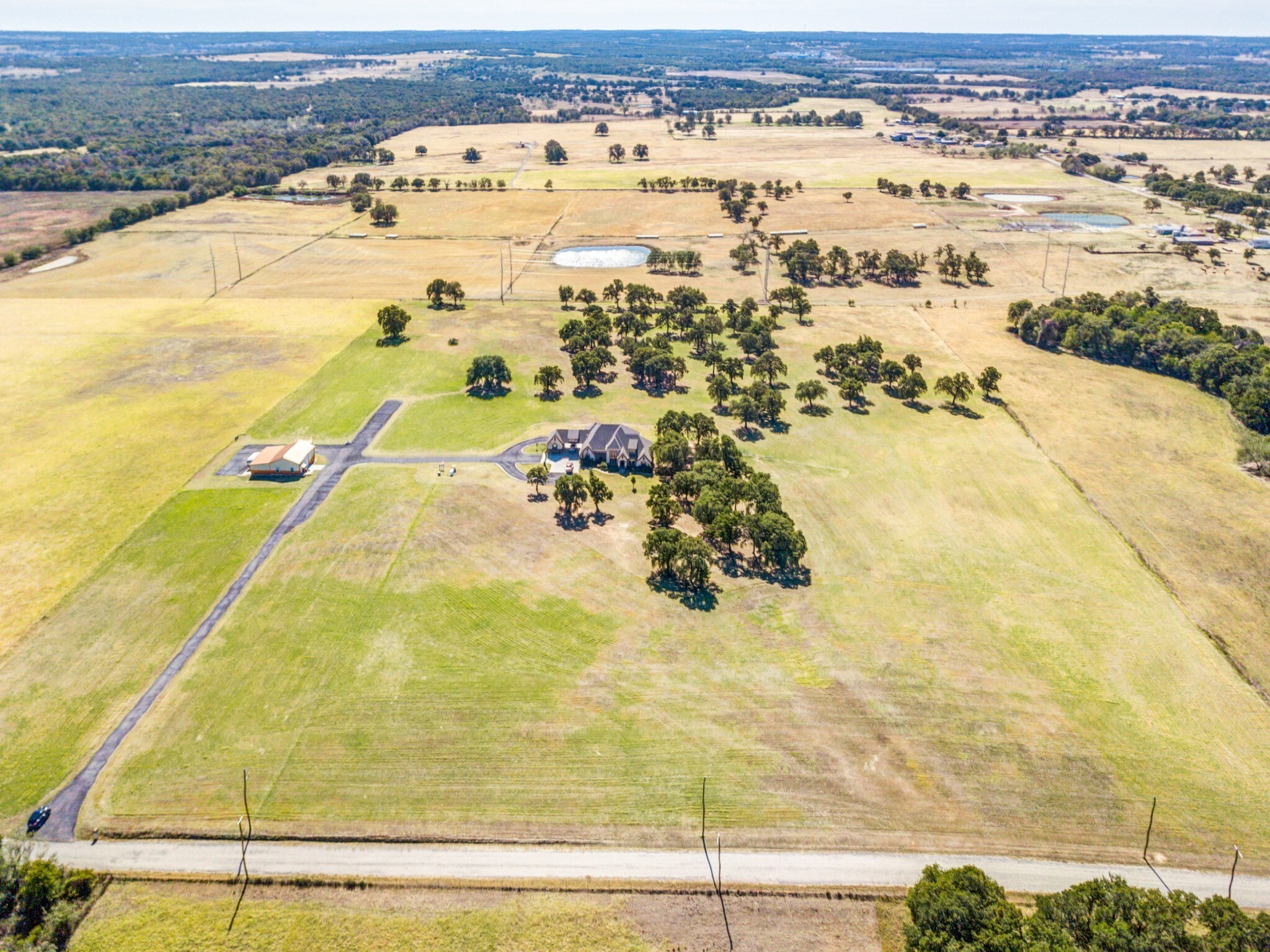 2523 County Road 3838, Bridgeport, TX for sale Primary Photo- Image 1 of 1