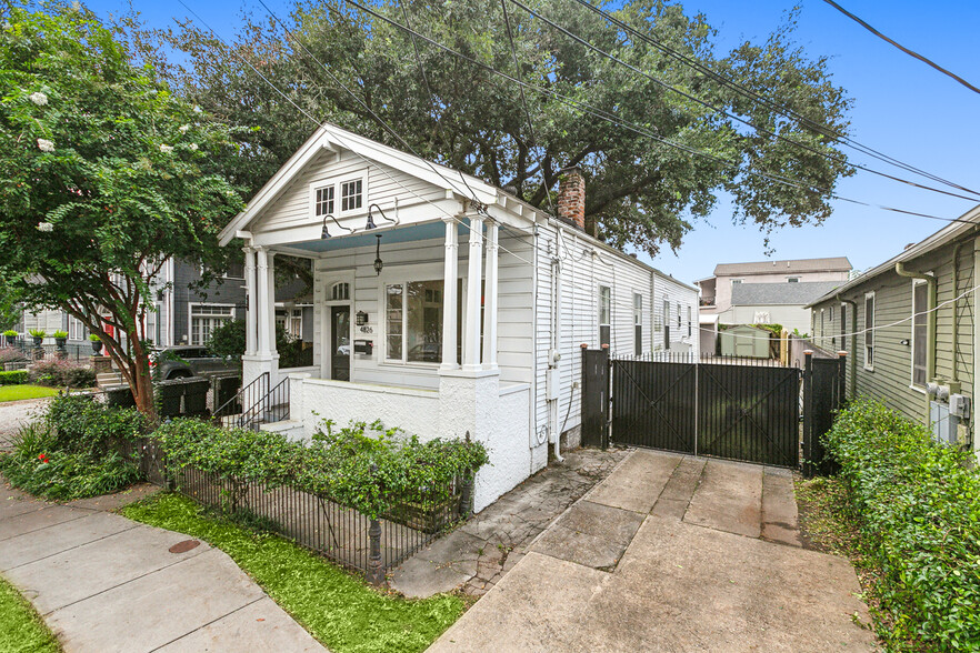 4826 Magazine St, New Orleans, LA for lease - Building Photo - Image 2 of 9