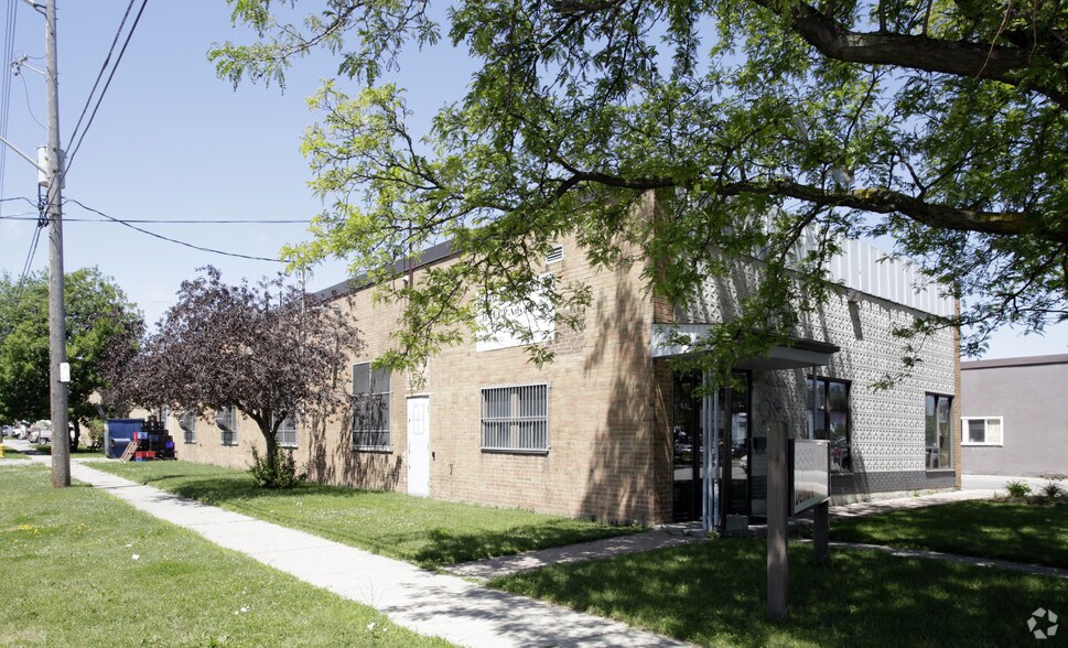 122 Judge Rd, Toronto, ON for sale - Primary Photo - Image 1 of 1