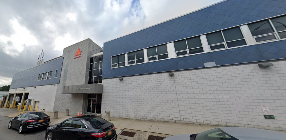 2544 Borough Pl, Woodside, NY 11377 - Rare Manufacturing/Distribution  SUBLEASE | LoopNet