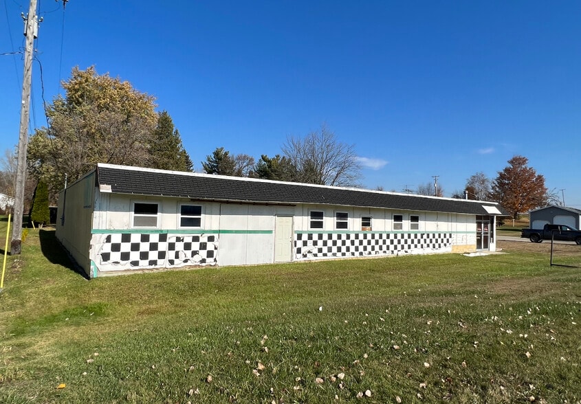 6145 State St, Kingston, MI 48741