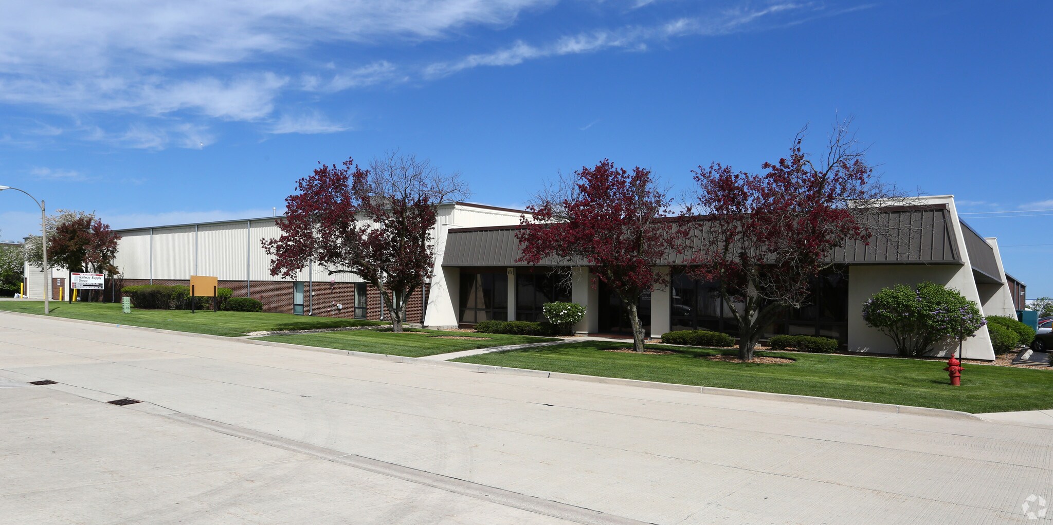 805 Golf Ln, Bensenville, IL for sale Primary Photo- Image 1 of 1