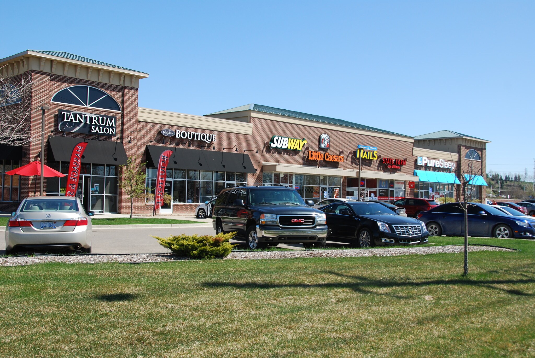 5951 Highland Rd, White Lake, MI for sale Building Photo- Image 1 of 1