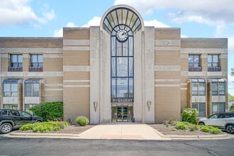1S443 Summit Ave, Oakbrook Terrace, IL for lease Building Photo- Image 1 of 16