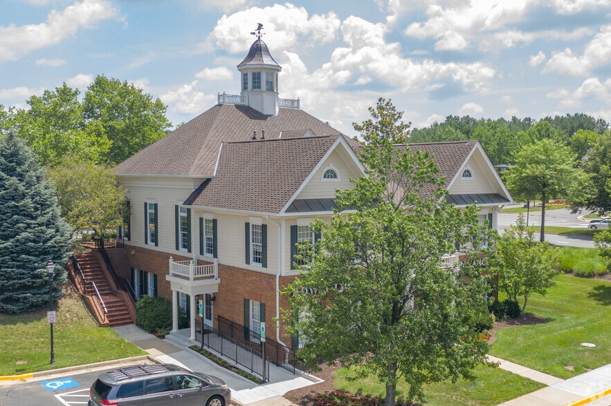 5451-5581 Merchants View Sq, Haymarket, VA for lease - Building Photo - Image 3 of 7