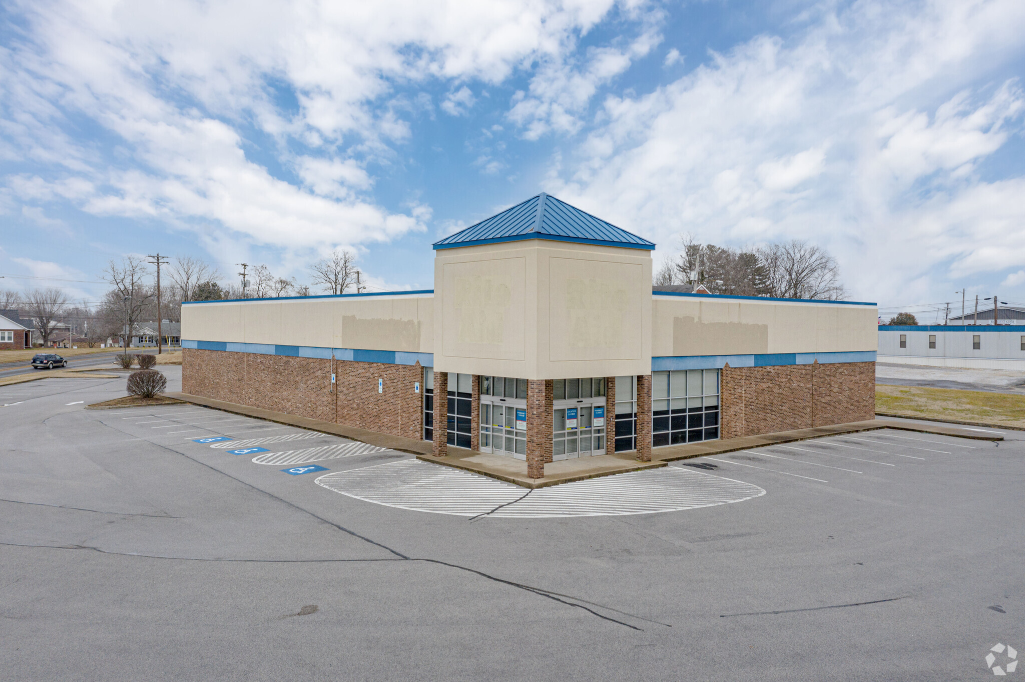 320 Highway 52 Byp W, Lafayette, TN for sale Primary Photo- Image 1 of 1