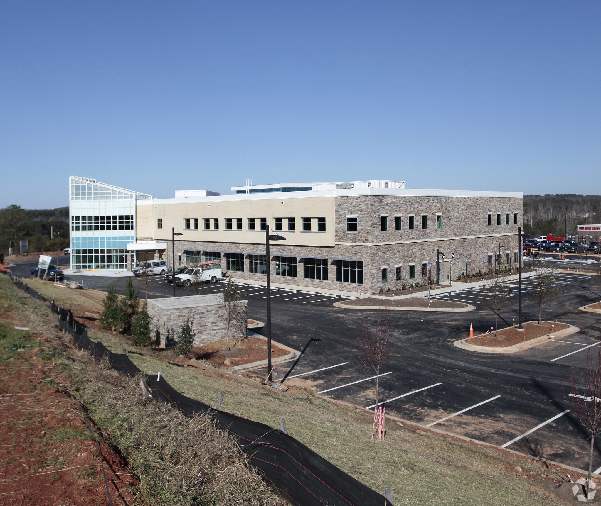 684 Sixes Rd, Holly Springs, GA 30115 Northside Cherokee Medical Office Center