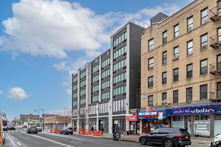 790 Allerton Ave, Bronx, NY for lease - Building Photo - Image 2 of 10