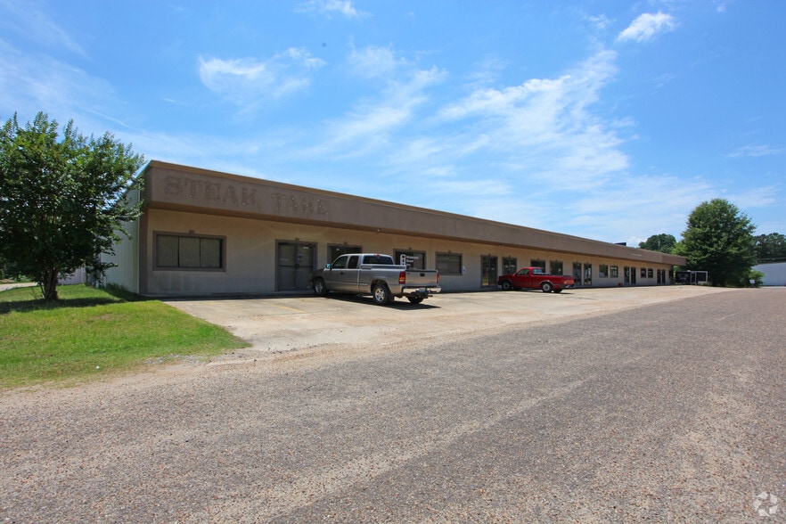 2304-2322 Wall St, Millbrook, AL for lease - Primary Photo - Image 1 of 3