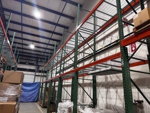 10 Fernwood Lake Ave, Gloucester, MA for lease Interior Photo- Image 1 of 4