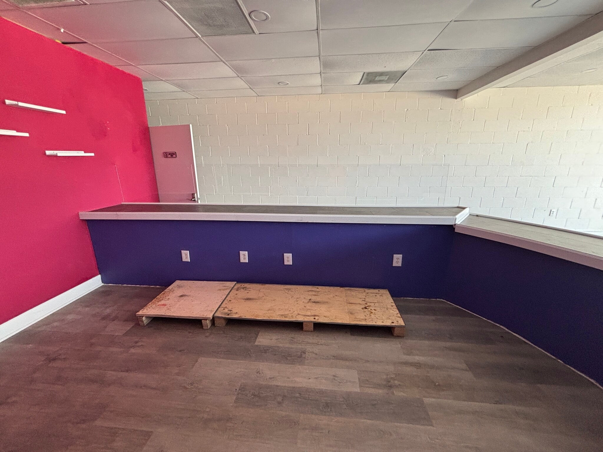 7924 FM-1960 E, Humble, TX for lease Interior Photo- Image 1 of 17