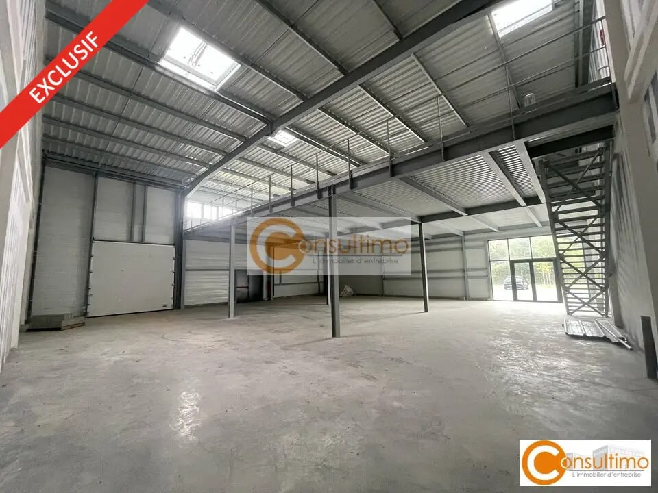 Flex in Salleboeuf for lease Interior Photo- Image 1 of 10