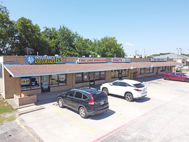 2201 Jacksboro Hwy, Fort Worth, TX 76114