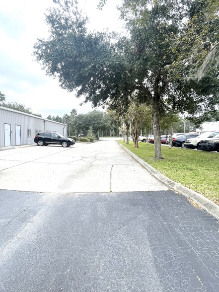 2443 St Johns Bluff Rd S, Jacksonville, FL for sale - Building Photo - Image 2 of 29