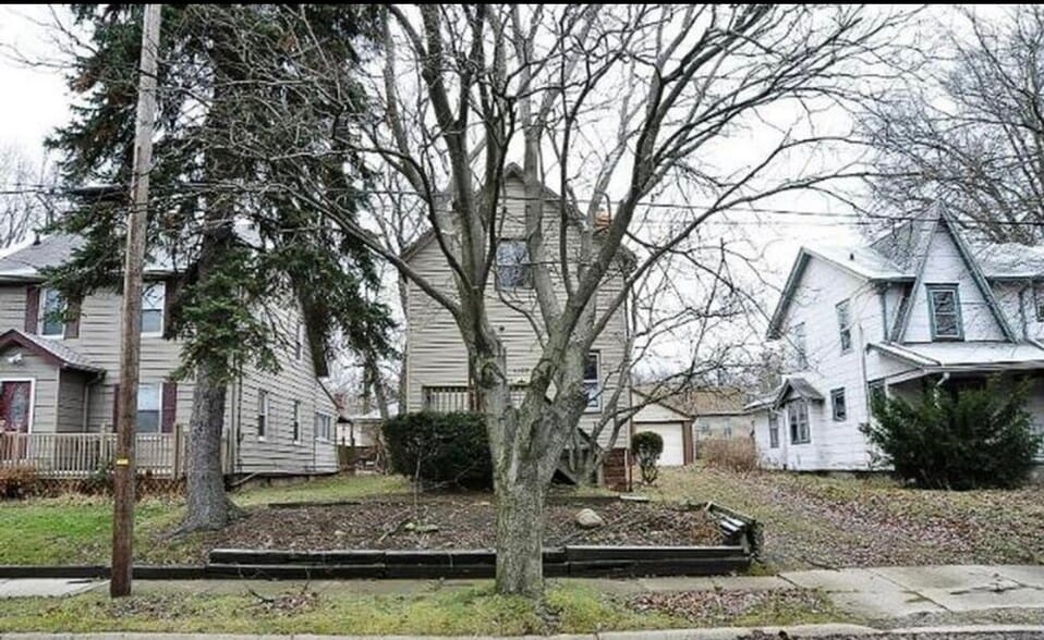 1123 Coventry St, Akron, OH for sale - Primary Photo - Image 1 of 1