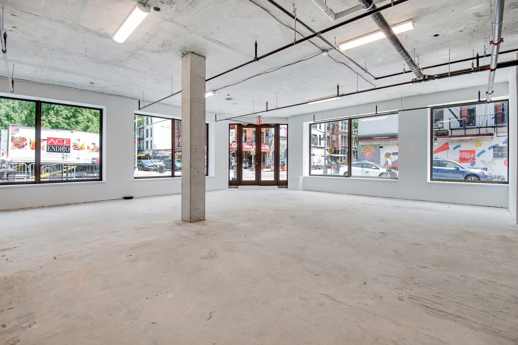 182 Spring St, New York, NY for lease Interior Photo- Image 1 of 4