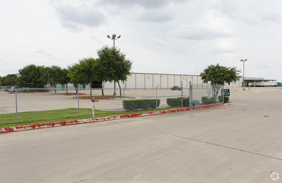 4608 W Highway 90, San Antonio, TX for sale - Building Photo - Image 2 of 3