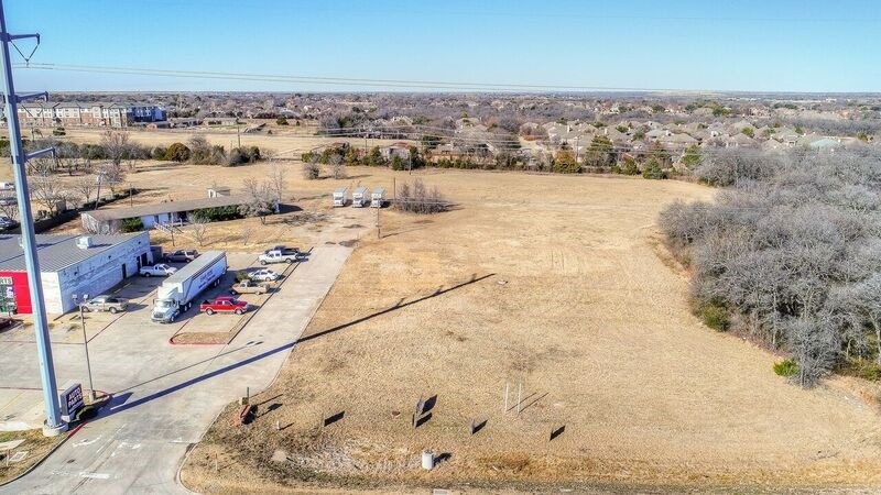 4201 Lakeview Pky, Rowlett, TX for sale - Building Photo - Image 2 of 5