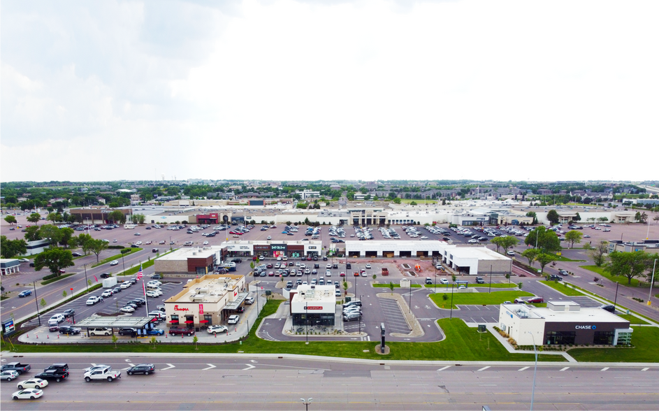 4101 W 41st St, Sioux Falls, SD for lease - Building Photo - Image 2 of 6