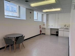 2-6 Murraygate, Dundee for lease Interior Photo- Image 2 of 2