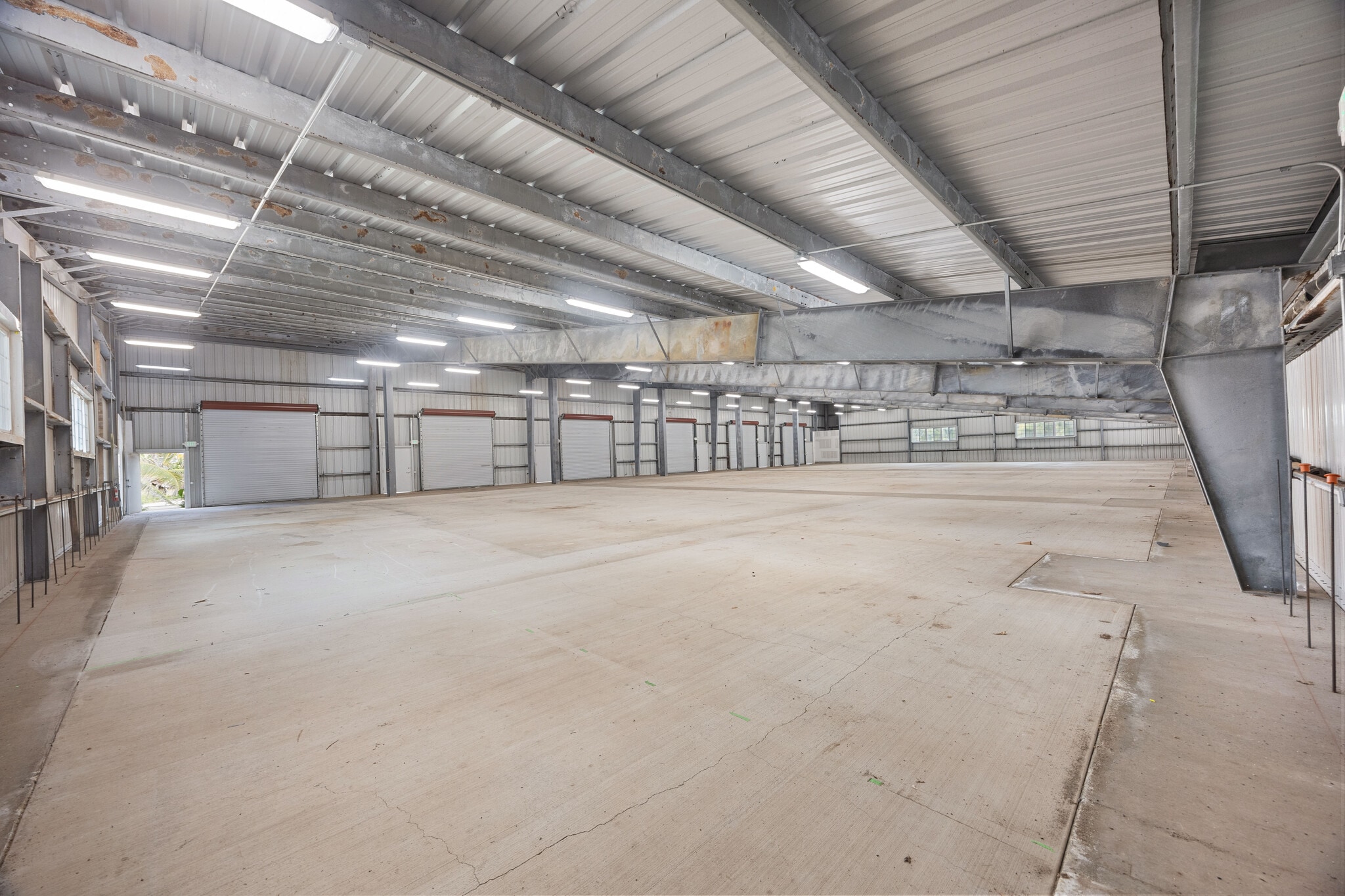 56-1089 Kamehameha Hwy, Kahuku, HI for lease Interior Photo- Image 1 of 1