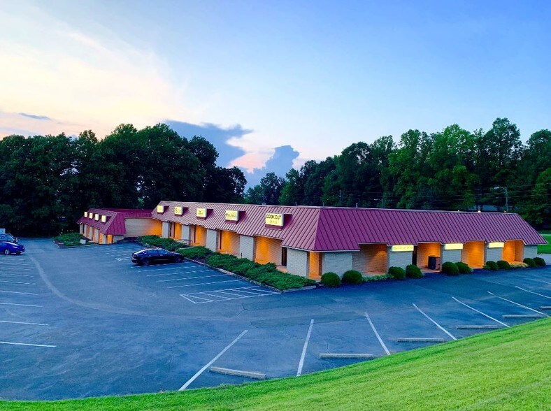 6320 Angus Dr, Raleigh, NC for lease - Building Photo - Image 3 of 6