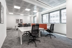 49-81 Chestnut St, Beavercreek OH - Storefront Property