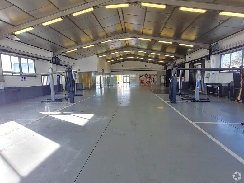 in Tres Cantos, Madrid for sale - Primary Photo - Image 1 of 1