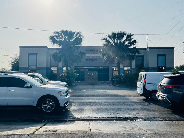 908 Paredes Line Rd, Brownsville, TX 78521