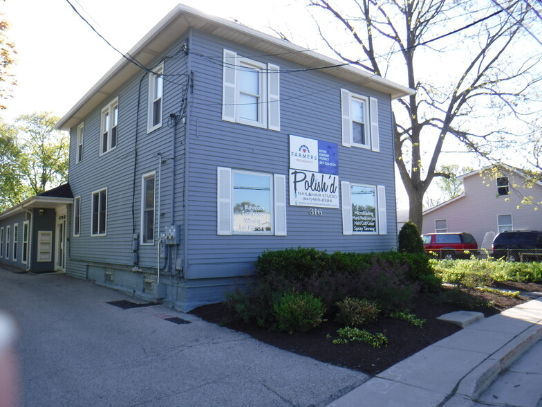 316 S Main St, Wauconda, IL for sale - Building Photo - Image 1 of 1