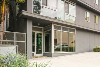 1120 W 6th St, Los Angeles, CA for lease Building Photo- Image 1 of 1