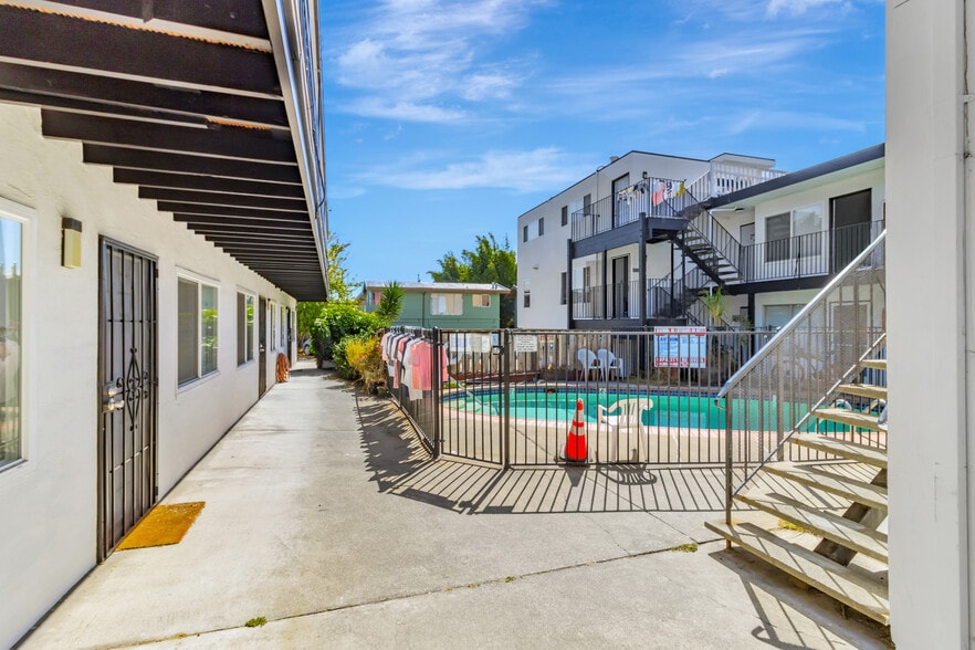 1626-1654 Dwight Way, Berkeley, CA for sale - Building Photo - Image 3 of 54