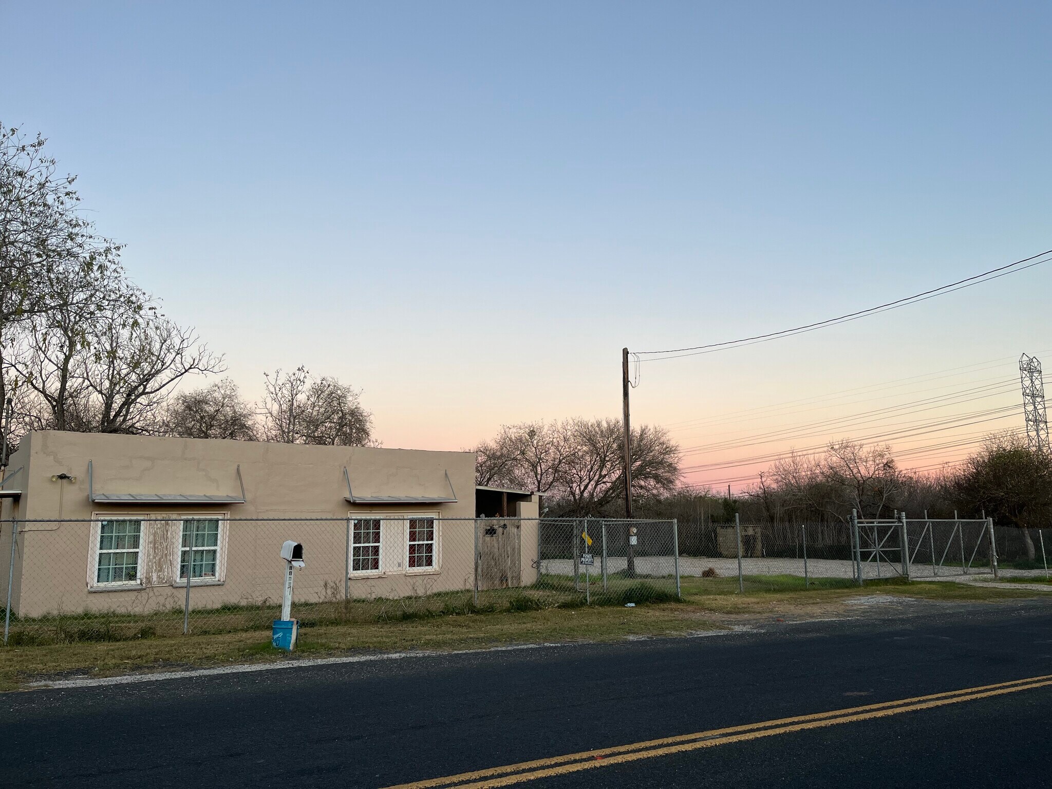 13942 Old Corpus Christi Rd, Elmendorf, TX for sale Primary Photo- Image 1 of 1