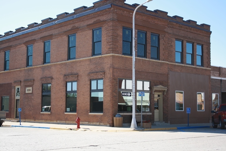 201 N Main St, Buffalo Center, IA 50424 | LoopNet