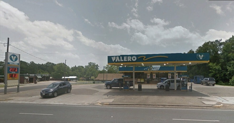 808 Broadway Ave, Gladewater, TX for sale - Primary Photo - Image 1 of 1