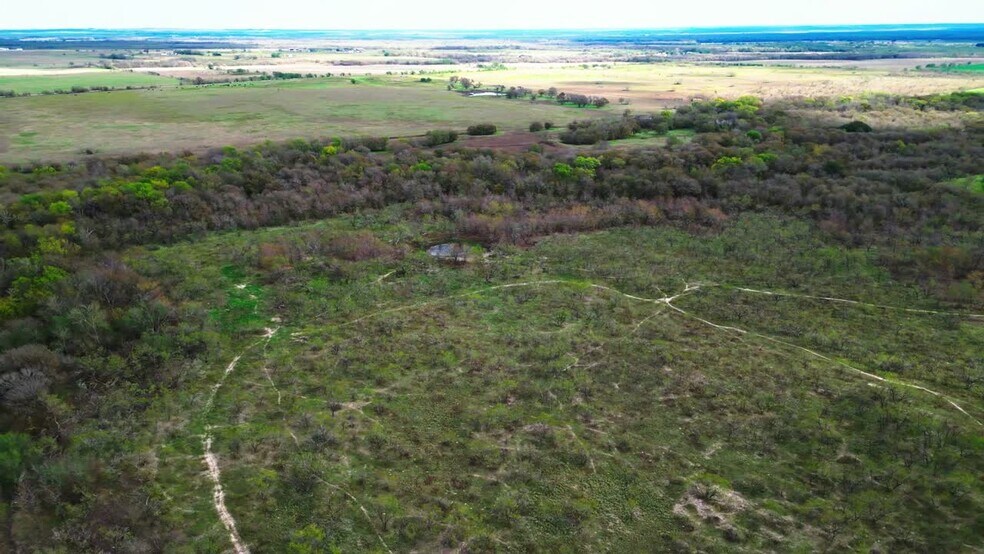 1127 Lcr 607, Groesbeck, TX for sale - Commercial Listing Video - Image 2 of 41