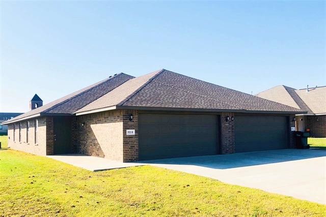 1921 Pinehurst Dr, Perry, OK for sale - Other - Image 1 of 19