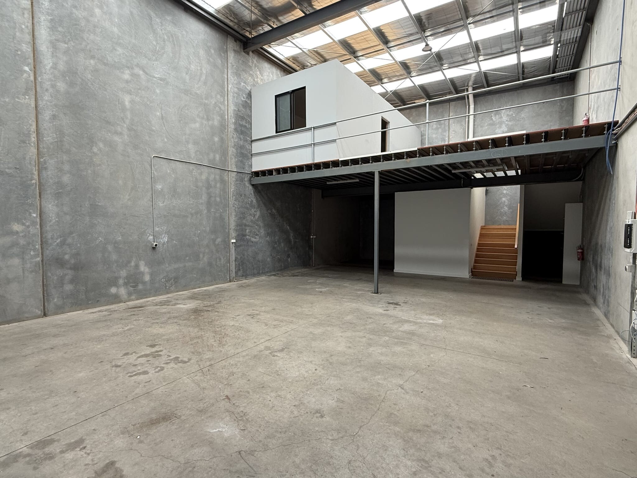 78 Willandra Dr, Epping for lease Interior Photo- Image 1 of 2