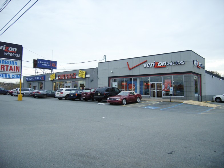 540 US Highway 46, Totowa, NJ for lease - Building Photo - Image 2 of 2