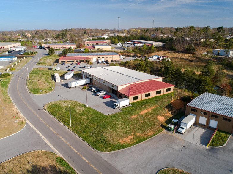 1420 E Weisgarber Rd, Knoxville, TN for lease - Aerial - Image 1 of 17