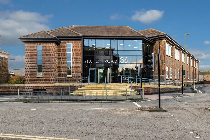 36 Station Rd, Egham for sale - Building Photo - Image 1 of 1