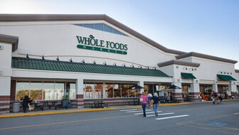 Charles River Center - Bar