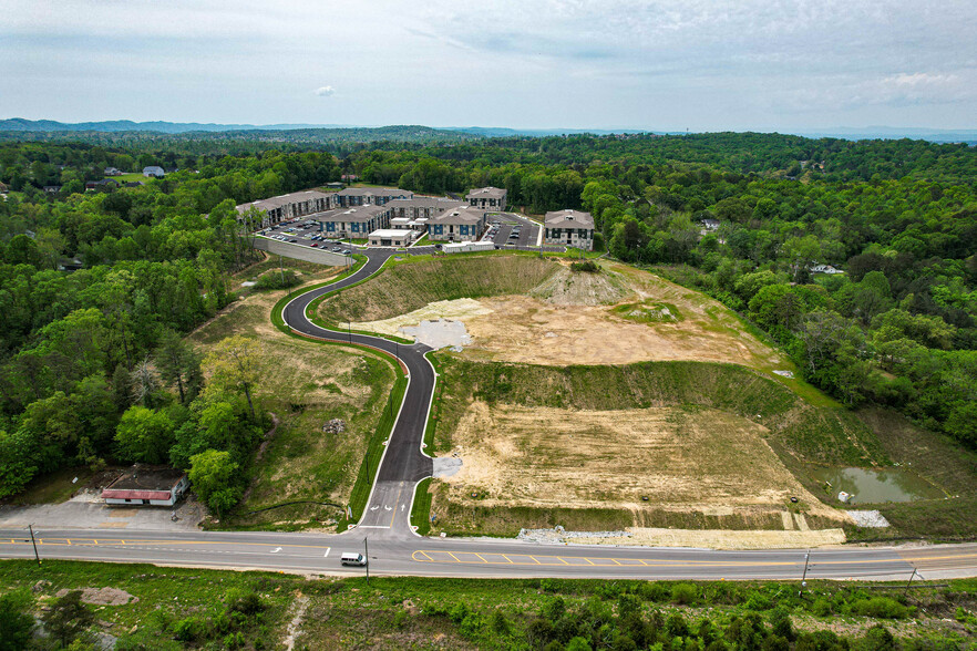 8001 Old Lee Hwy, Ooltewah, TN for sale - Aerial - Image 1 of 38