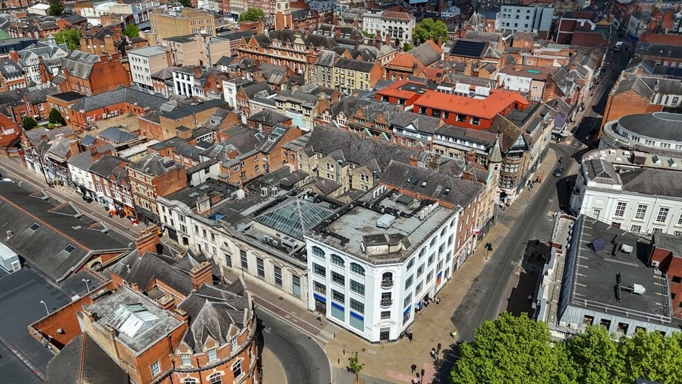 Welford House portfolio of 2 properties for sale on LoopNet.com - Building Photo - Image 2 of 13