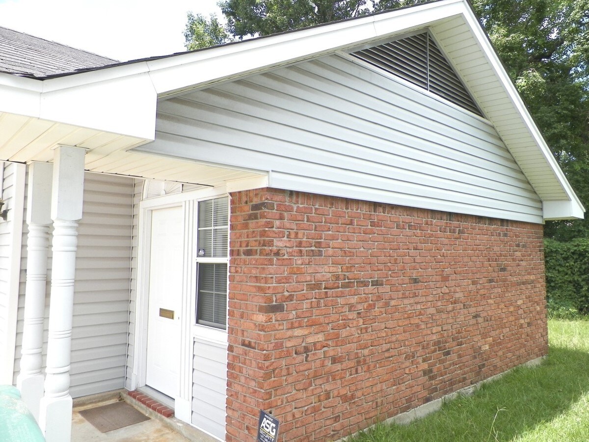 2805 Evangeline St, Monroe, LA 71201