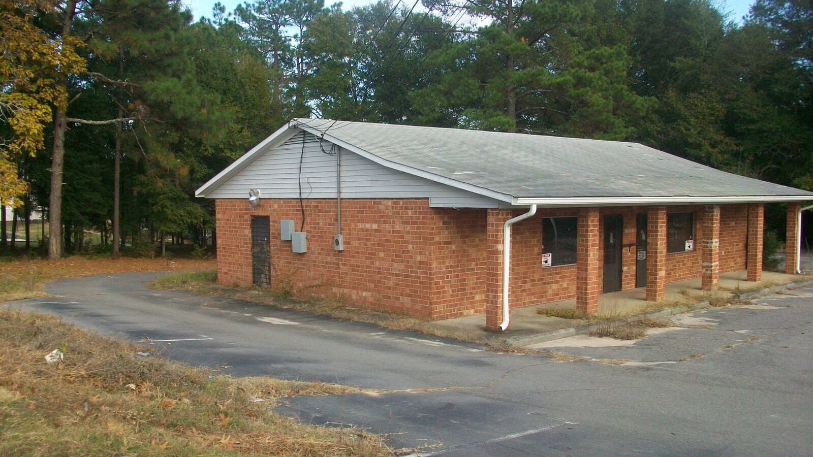 3127 N Main St, Hope Mills, NC 28348