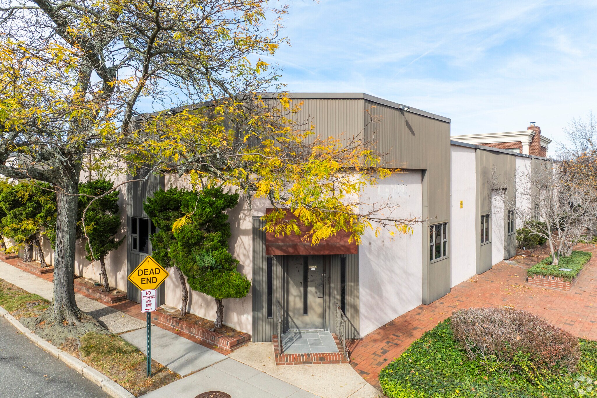 410 Ocean Ave, Lynbrook, NY for sale Primary Photo- Image 1 of 1