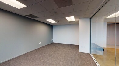 4270 Executive Sq, La Jolla, CA for lease Interior Photo- Image 2 of 4