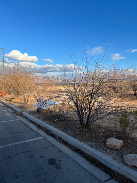 1020 W Pioneer Blvd, Mesquite, NV for sale - Building Photo - Image 3 of 10